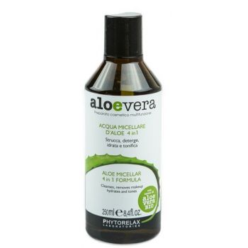 Acqua micellare di Aloe Vera 4 in 1
