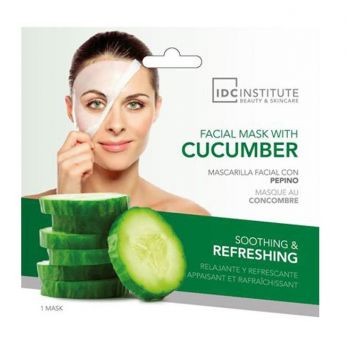 Maschera per il viso alla frutta e al cetriolo