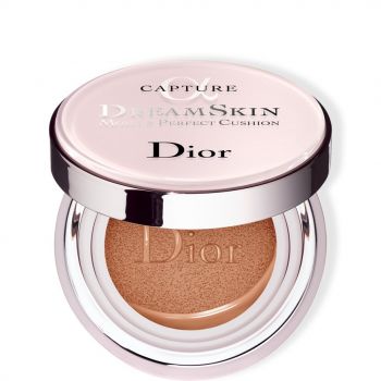 CAPTURE DREAMSKIN Moist & Perfect Cushion SPF50 PA+++ Correttore Idratante