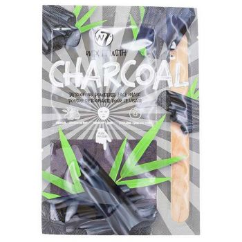 Maschera detox per il viso al charcoal