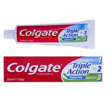 Dentifricio Triple Action Anticarie e Freschezza alla Menta