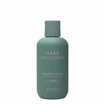 Gel detergente per il viso per la pelle grassa