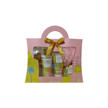 Set da bagno con fiori di ciliegio