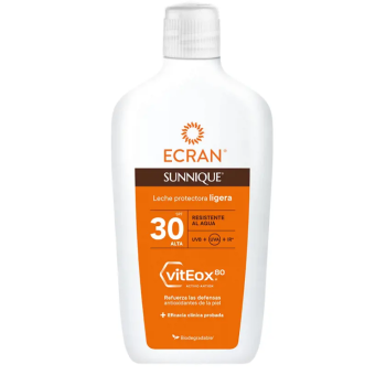 Latte protettivo leggero SPF30