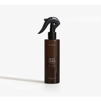 Nebbia tessile Vestiti puliti