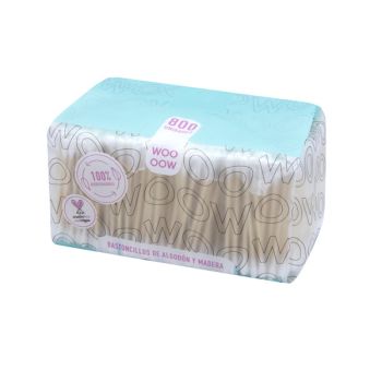 Cotone e bastoncini di legno