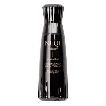 Riccioli di vetro diamantati lasciati dentro