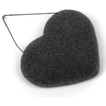 Éponge Cœur au charbon de bambou Éponge Cœur au charbon de bambou