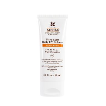 Ultra Light Daily UV Defense SPF50 Crème Solaire Visage