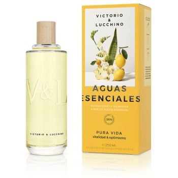 Aguas Esenciales Pura Vida