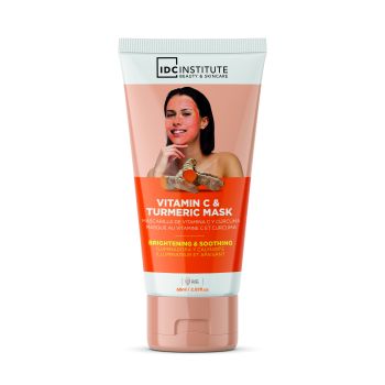 Masque à l’argile à la vitamine C et au curcuma
