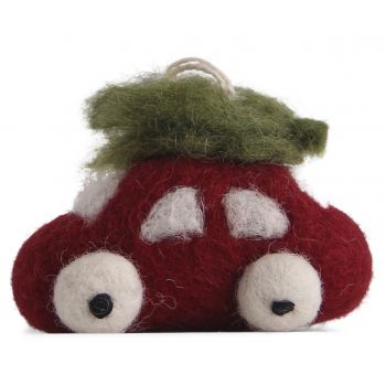 Voiture avec sapin de Noël