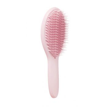 Brosse The Ultimate Millenial